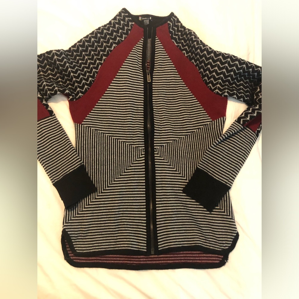 Smartwool Black and Red Patterned Sweater